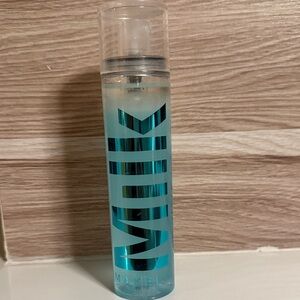 Milk Makeup Hydro Grip set  Refresh Spray 100ml